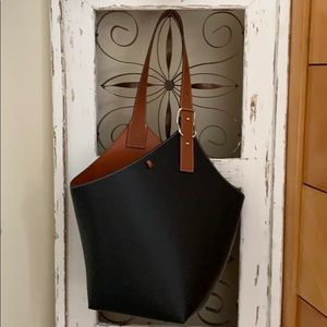 maison de beaute cholet bucket bag